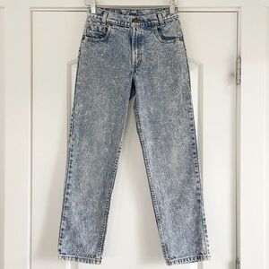 Vintage Levi’s 90’s Acid Wash Red Tab Mom Jean- 27x28